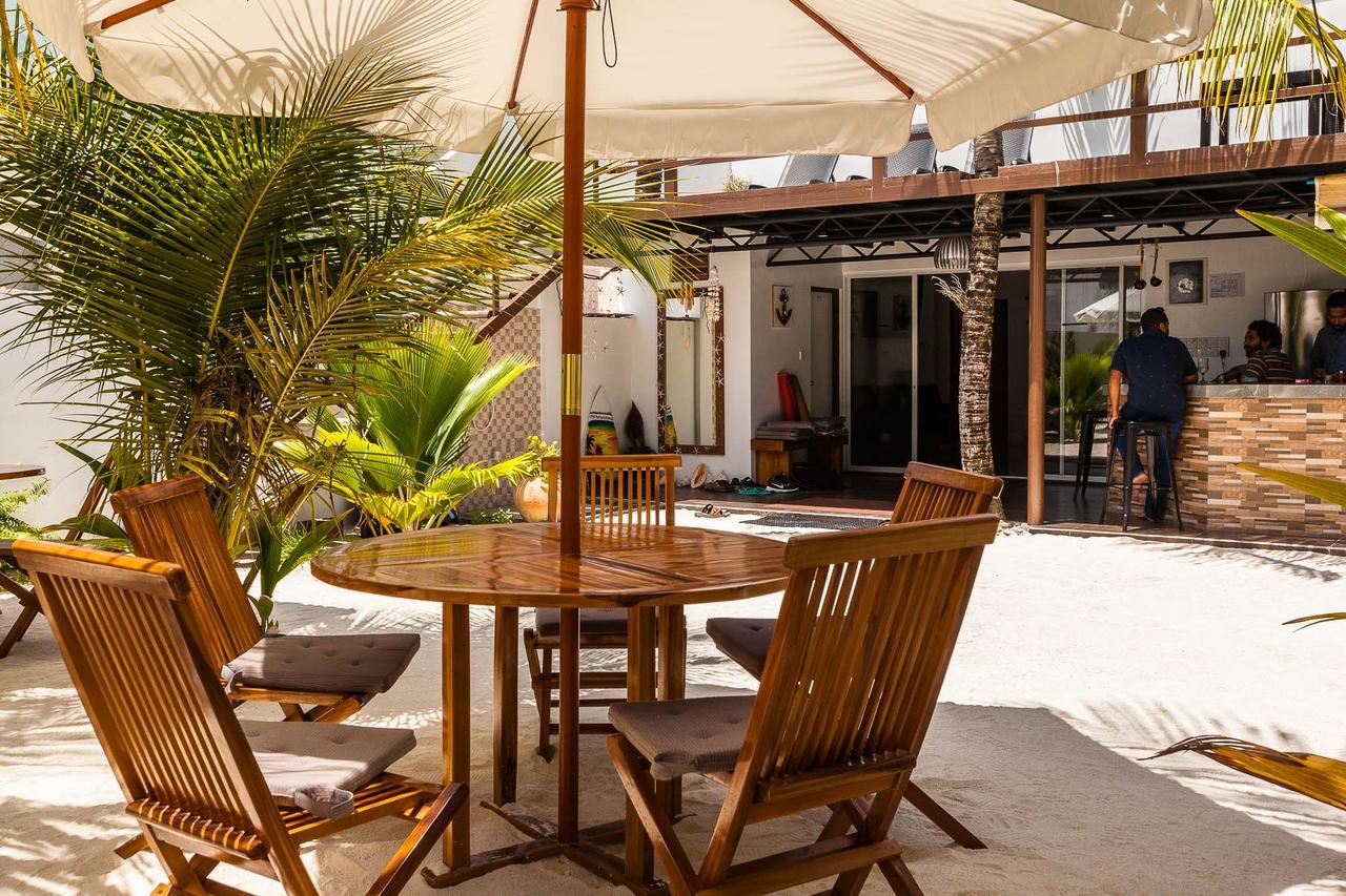 Bito'S Gh Hotell Himmafushi Eksteriør bilde